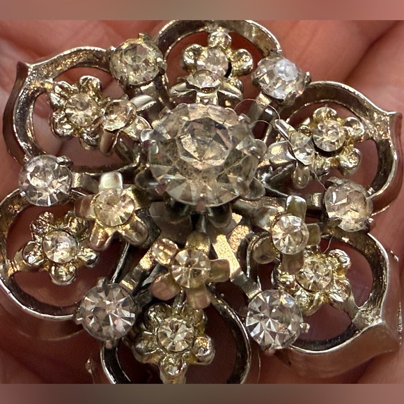 Vintage Coro Signed Silver Tone Chunky Rhinestone Brooch 3-D - Picture 6 of 9